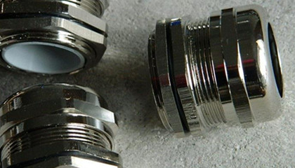 金屬電纜防水接頭怎么接比較好？