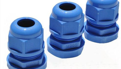 防水接頭開孔后如何使用？