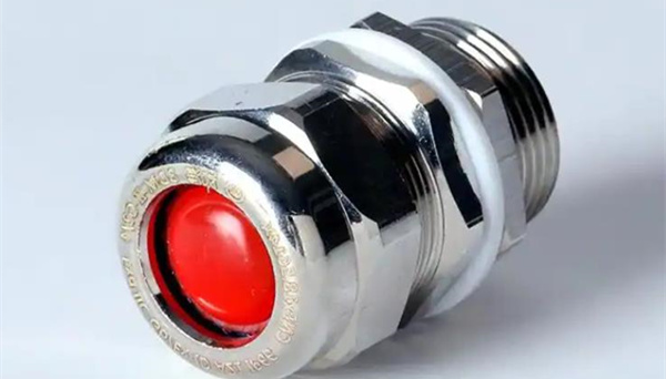 防水接頭和防水接線盒需要如何配合？幾步就學(xué)會！ 圖1